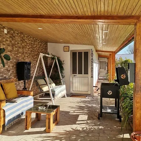 Holiday home Castro's